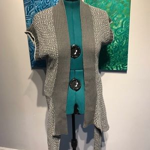 Grey and white short sleeved knit vest